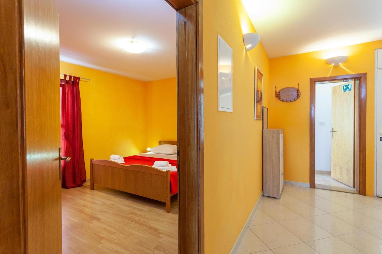 Appartement Apartman Prlic 3 à Makarska Extérieur photo